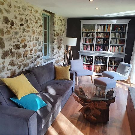Gite De La Genevriere Saint-Chamant Экстерьер фото